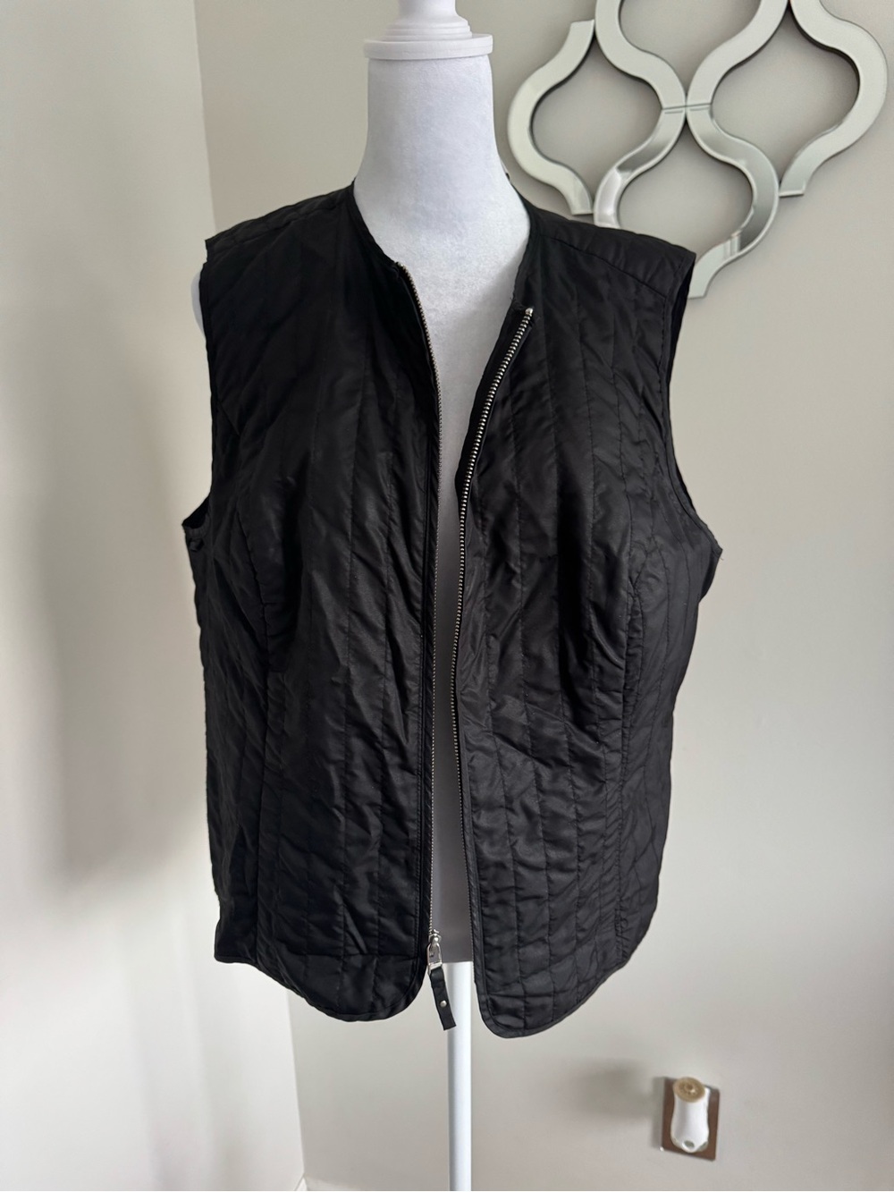 Chico's Black Quilted Sleeveless Zip-Front Vest
